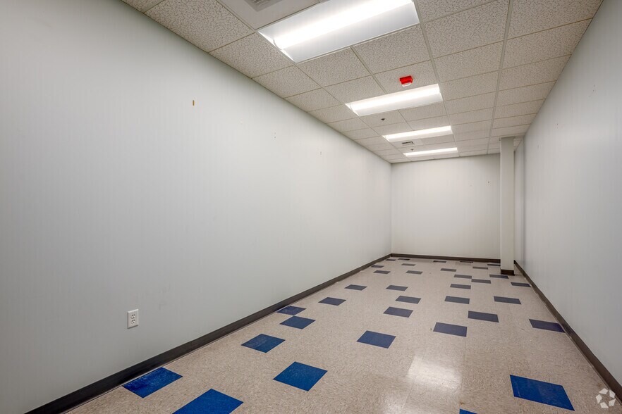 More Photos Of 2101 Arena Blvd, Sacramento Office For Lease