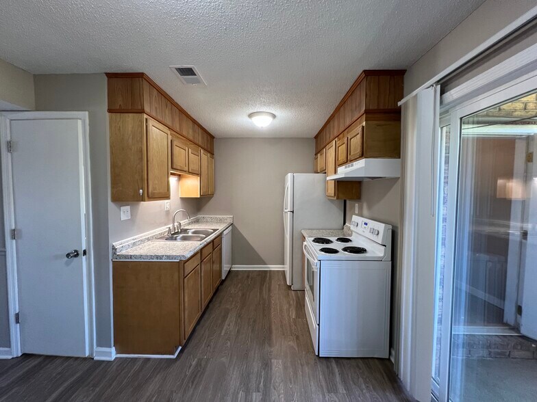 More Photos Of 4651 Ladson Rd, Ladson Apartments For Sale