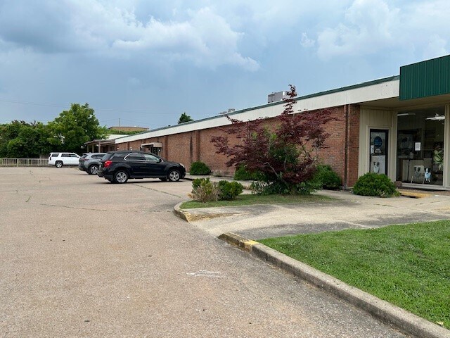 More Photos Of 760 S Kingshighway, Cape Girardeau Office For Sale