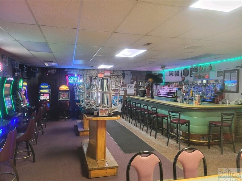 More Photos Of 114 Main St, Roundup Casino For Sale