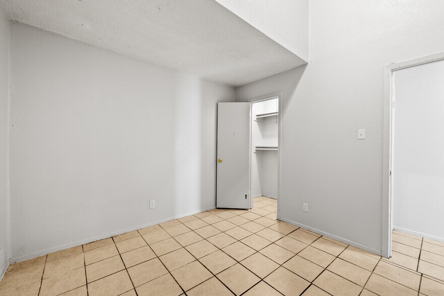 More Photos Of 2314 Andover Dr, Killeen Apartments For Sale