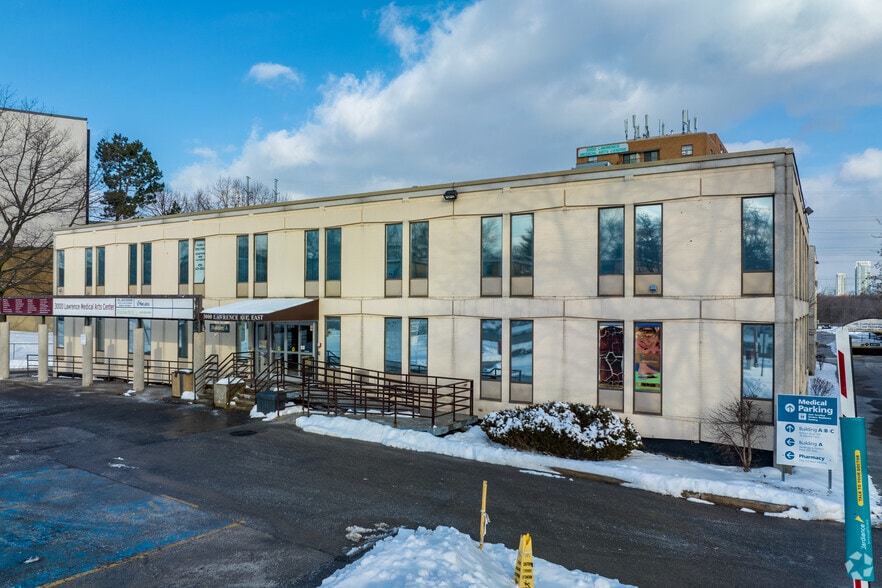 More Photos Of 3000 Lawrence Ave E, Toronto Medical For Lease