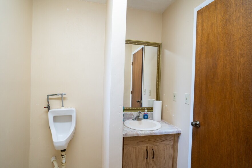 More Photos Of 4015 N Highway 1, Cocoa Office For Lease