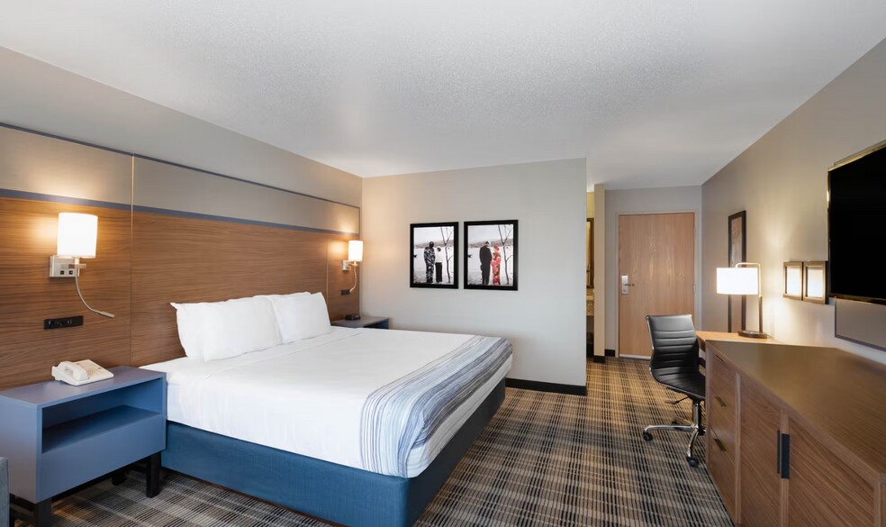 More Photos Of 110 Belmont Ln, Jackson Hotel For Sale