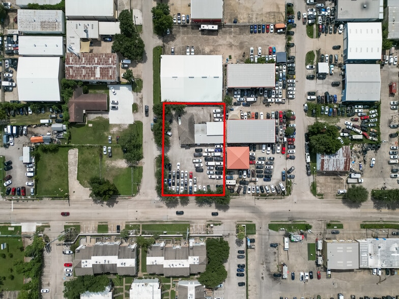 Primary Photo Of 3410 Dunvale Rd, Houston Auto Dealership For Sale