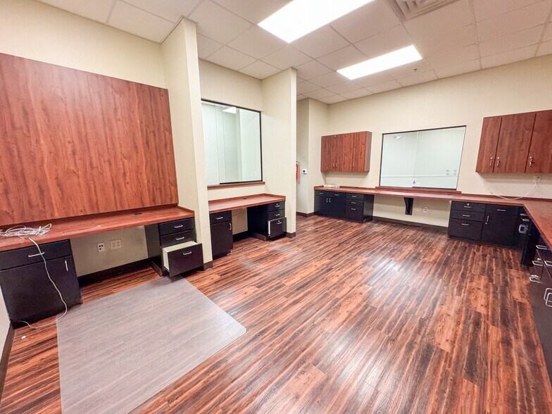 More Photos Of 2014 Ben Merritt Dr, Decatur Medical For Lease