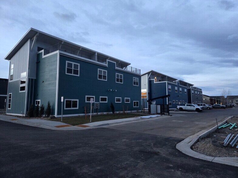 More Photos Of 2998 N 27th Ave, Bozeman Light Distribution For Lease