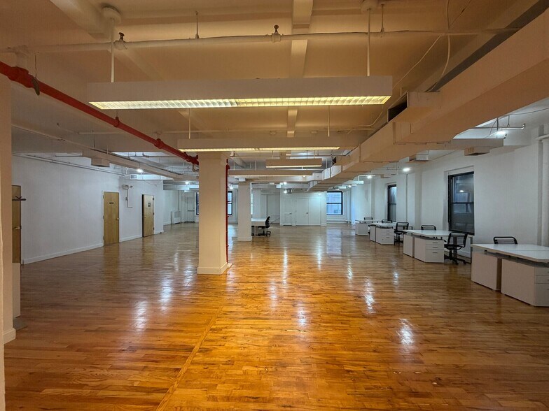 More Photos Of 115-117 W 27th St, New York Office For Lease