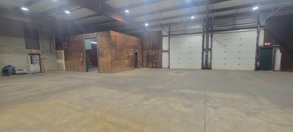 More Photos Of 1640 Wyckoff Rd, Wall Township Warehouse For Lease