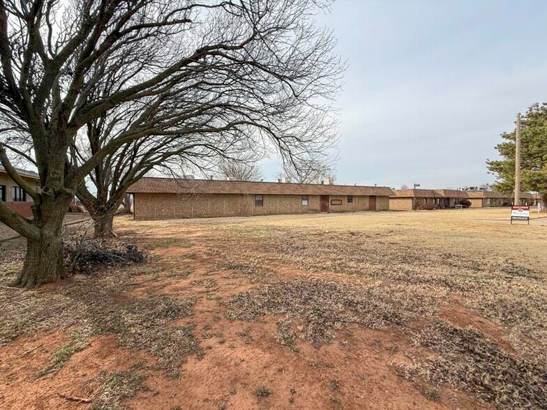 More Photos Of 70 N 31st St, Clinton Healthcare For Sale