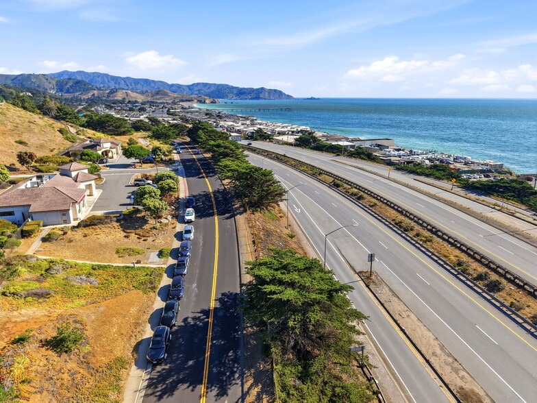 More Photos Of 699 Oceana Blvd, Pacifica Restaurant For Sale