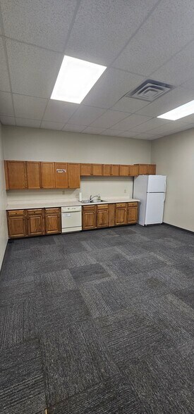 More Photos Of 5255-5261 Hohman Ave, Hammond Office For Lease