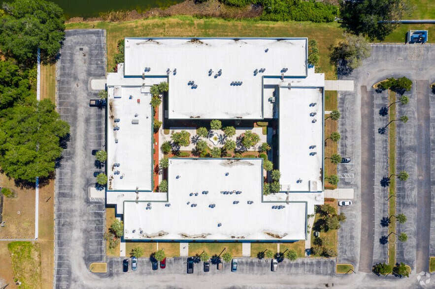 More Photos Of 5925 Imperial Pky, Mulberry Loft Creative Space For Lease