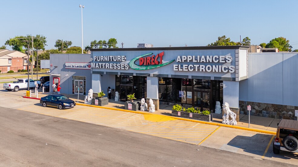 More Photos Of 11814 Bellaire Blvd, Houston Storefront For Sale
