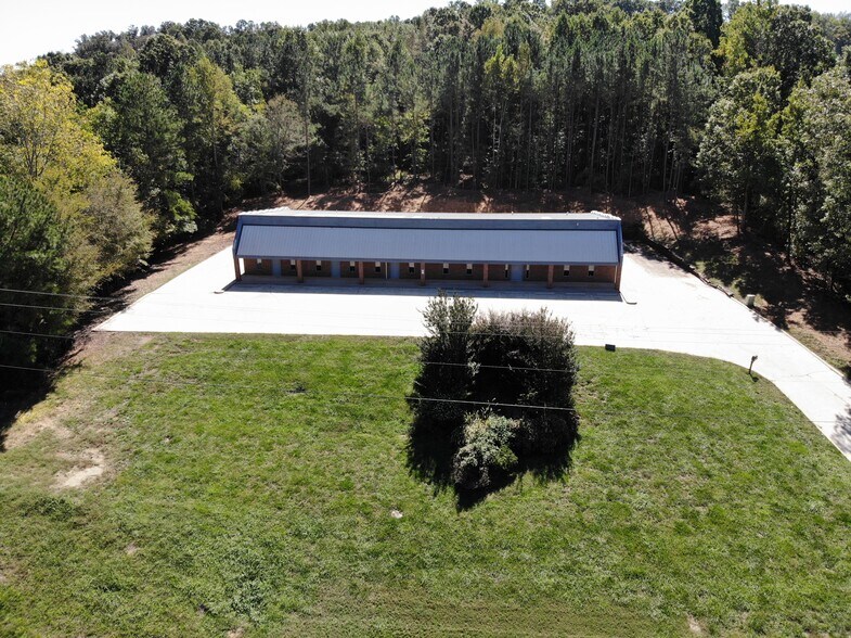 More Photos Of 232-236 Industrial Park Dr, Commerce Office For Sale