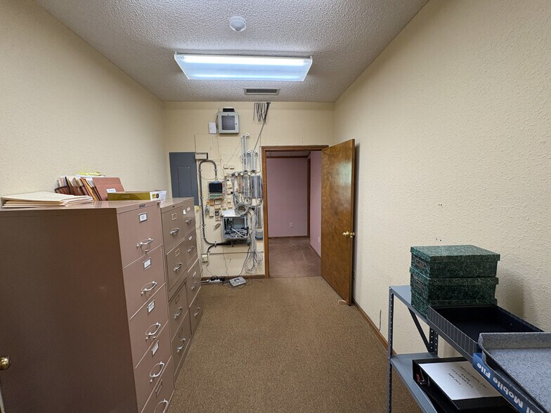 More Photos Of 12192 Tx-62, Orange Office Residential For Sale