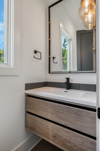 More Photos Of 2118 C-D Cliff dr, Nashville Apartments For Sale