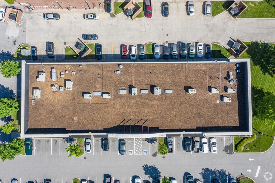 More Photos Of 600B Frazier Dr, Franklin General Retail For Lease