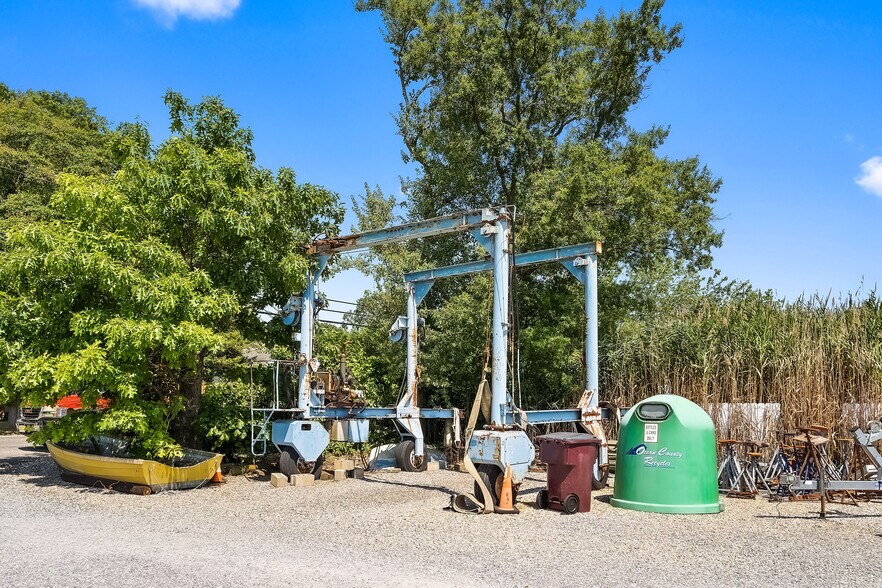 More Photos Of 120 Harbor Inn Rd, Bayville Marina For Sale