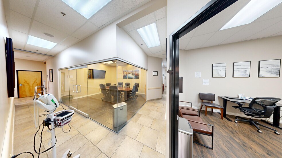 More Photos Of 5225 S Durango Dr, Las Vegas Medical For Sale