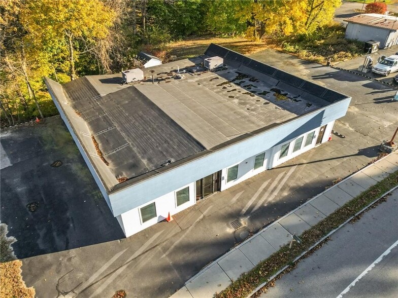 More Photos Of 495 Central Ave, Seekonk Medical For Lease