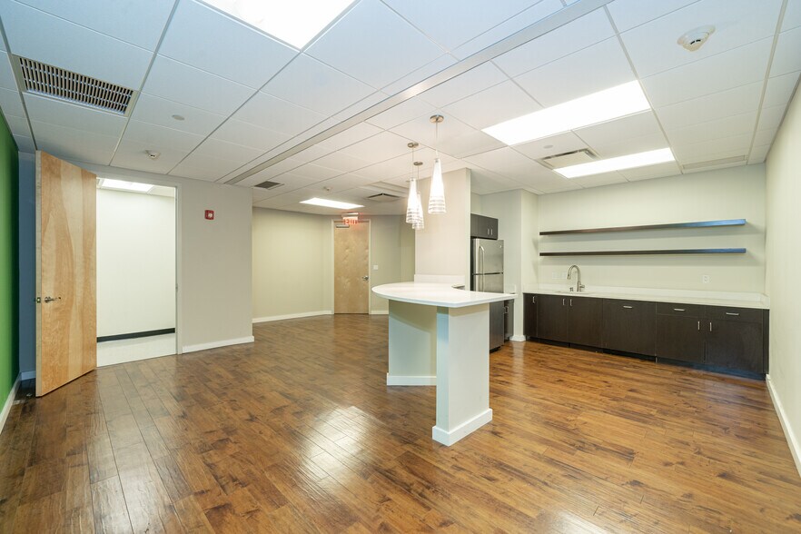 More Photos Of 12 Water St, White Plains Office For Lease
