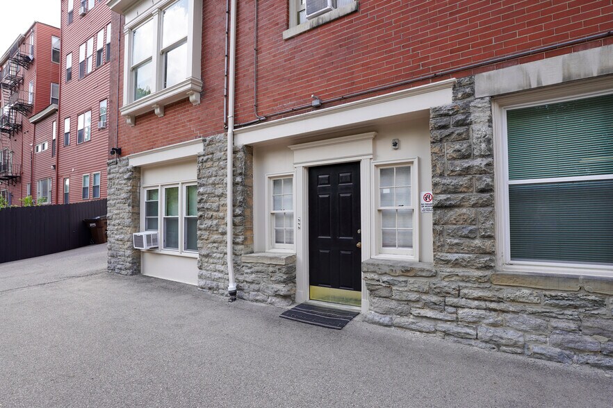 More Photos Of 2404 Auburn Ave, Cincinnati Apartments For Sale