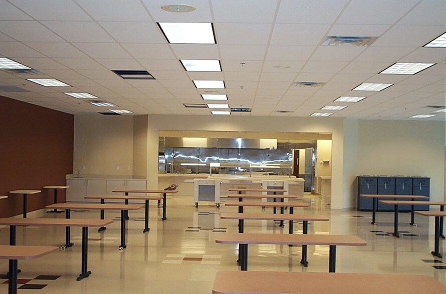 More Photos Of 4120 Specialty Pl, Longmont Manufacturing For Sale