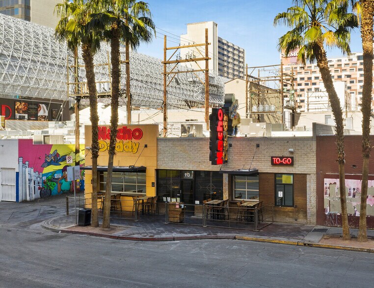 More Photos Of 113 N 4th St, Las Vegas Restaurant For Sale