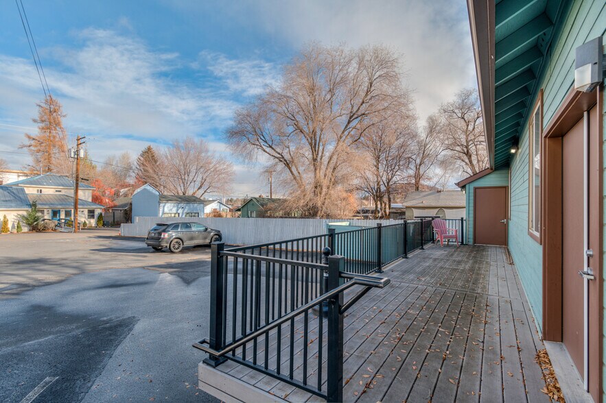 More Photos Of 612 NW Hill St, Bend Office Residential For Lease