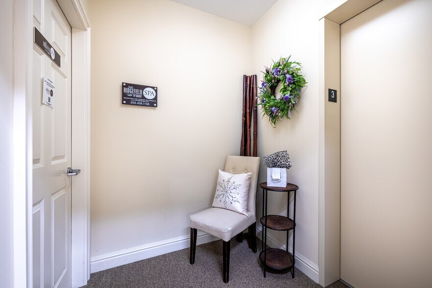 More Photos Of 27 Catoonah St, Ridgefield General Retail For Sale