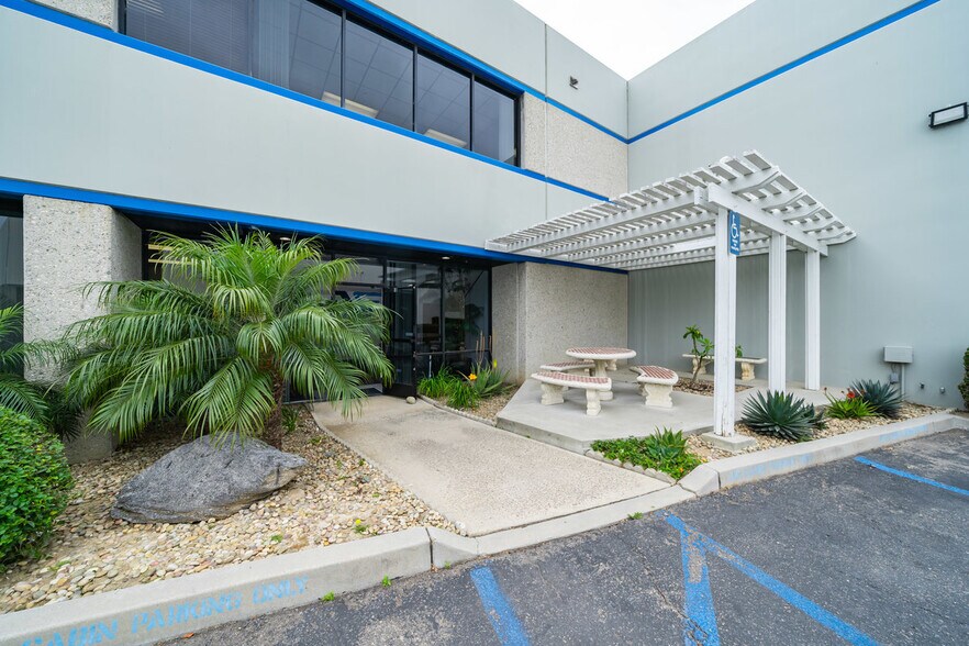 More Photos Of 231 W Blueridge Ave, Orange Manufacturing For Sale