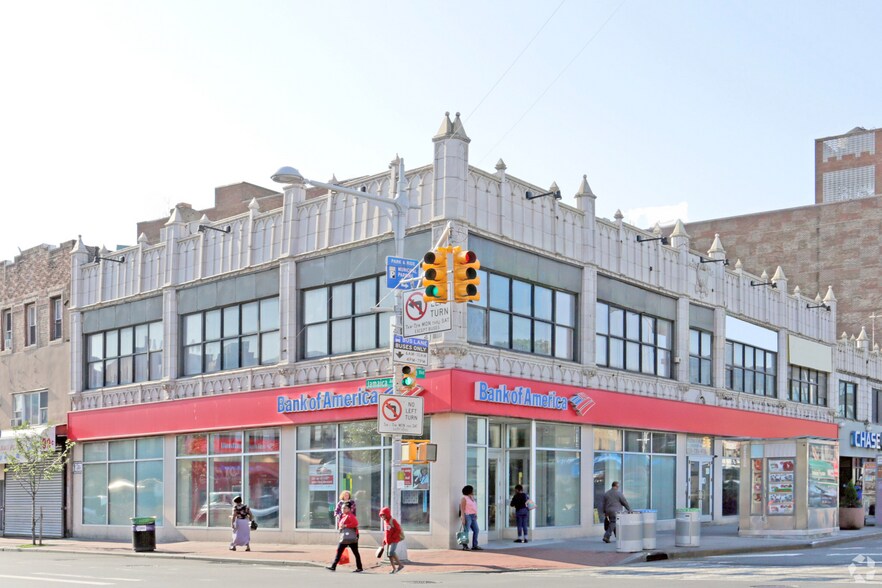 Primary Photo Of 90-53-90-57 Sutphin Blvd, Jamaica Unknown For Lease