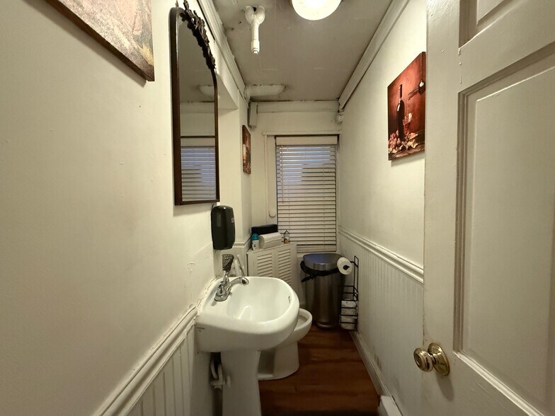 More Photos Of 37 Bowdoin St, Boston Specialty For Sale