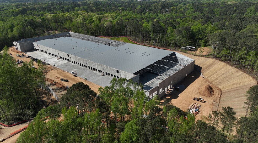 More Photos Of 1059 Naturally Fresh Blvd, South Fulton Warehouse For Lease