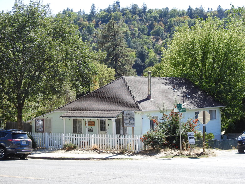 Primary Photo Of 1933 Main St, Julian Storefront Retail Residential For Lease