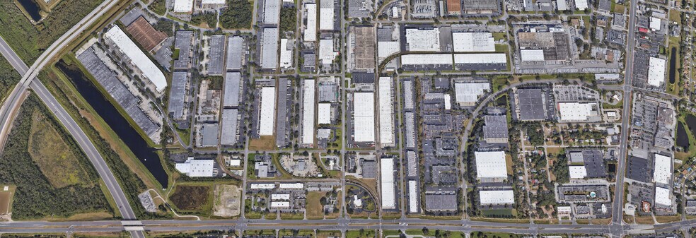 More Photos Of 7575 Chancellor Dr, Orlando Distribution For Lease