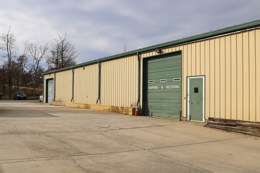 More Photos Of 7146 Montevideo Rd, Jessup Industrial For Sale