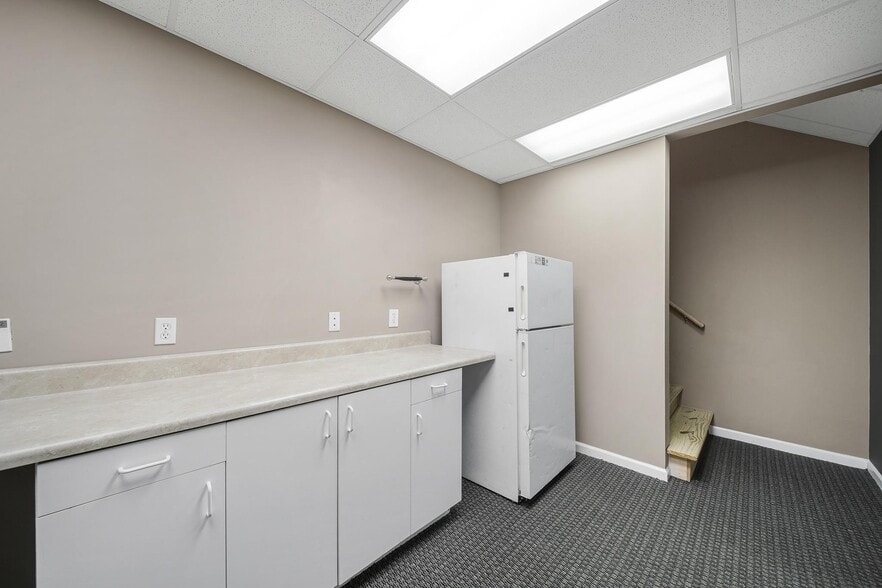 More Photos Of 3840 Matthews Indian Trail Rd, Matthews Light Distribution For Sale