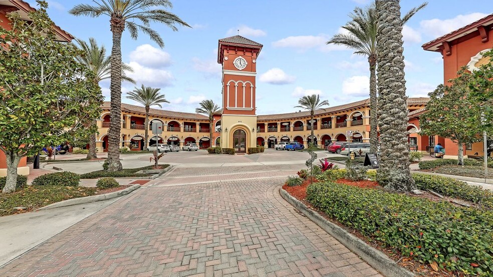 More Photos Of 8215 Natures Way, Lakewood Ranch Storefront For Lease