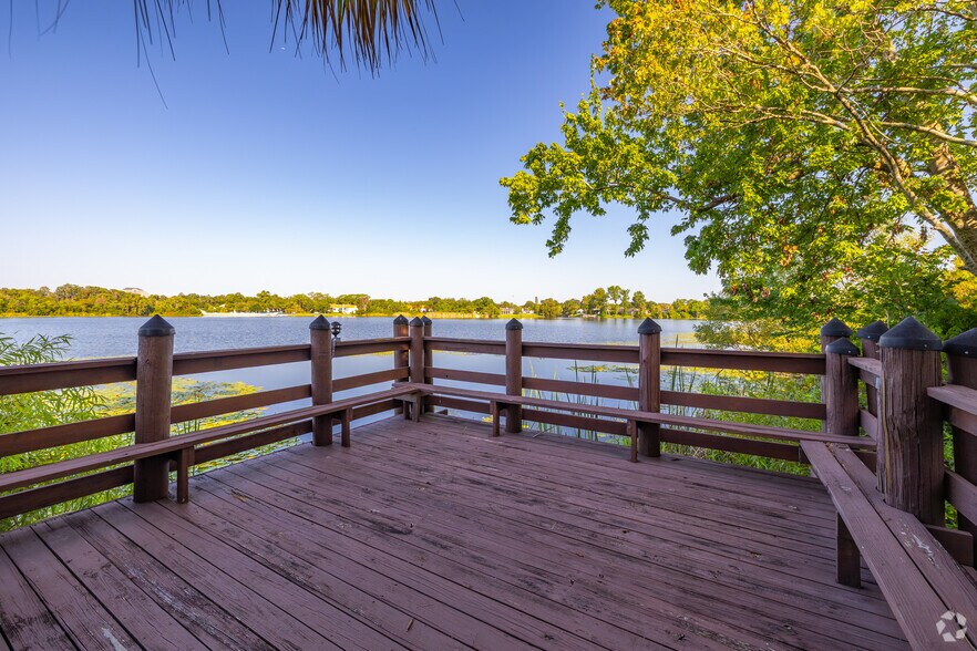 More Photos Of 1101 N Lake Destiny Dr, Maitland Office Residential For Lease