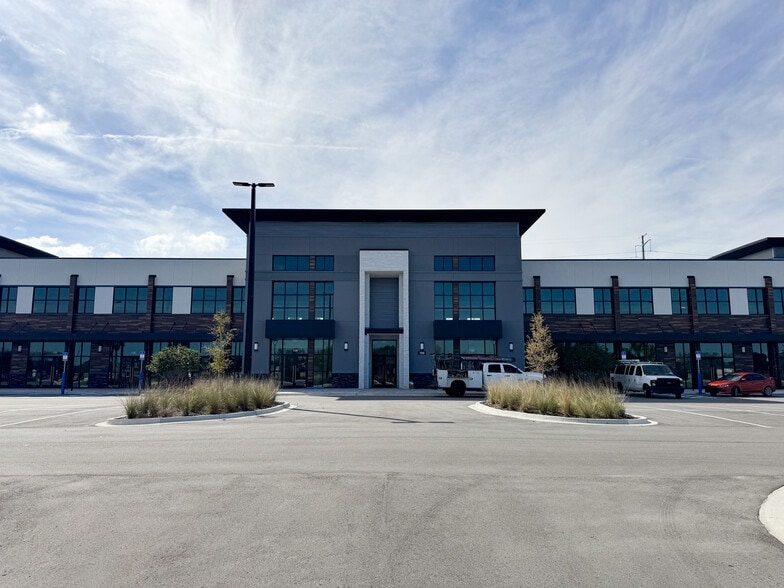 More Photos Of Gate Pkwy & Burnt Mill Rd, Jacksonville Unknown For Lease