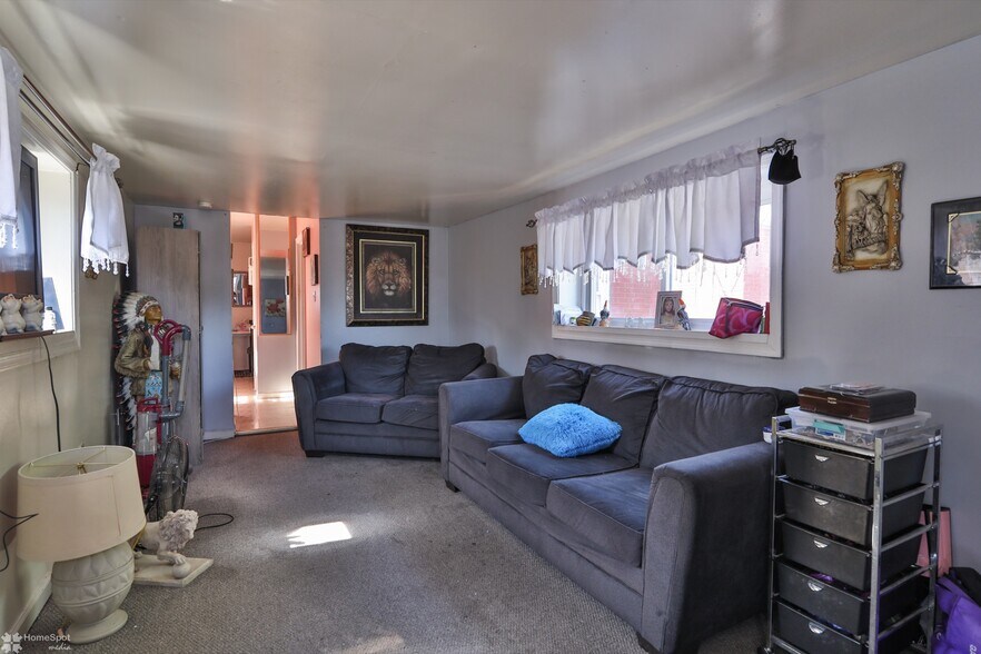 More Photos Of 1550 Warren St, Allentown Apartments For Sale