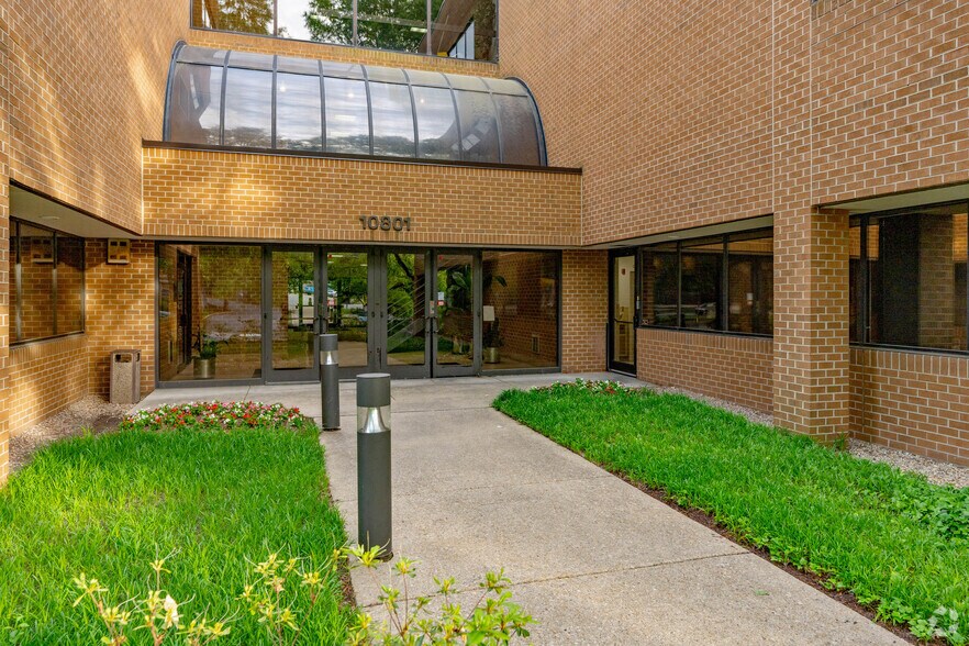 More Photos Of 10801 Lockwood Dr, Silver Spring Medical For Sale