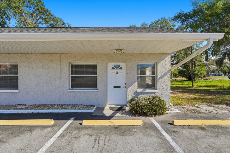 More Photos Of 500-510 Tarpon Ave E, Tarpon Springs Office For Sale