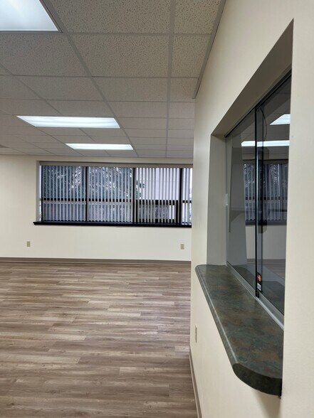More Photos Of 21140 W Capitol Dr, Brookfield Office For Lease