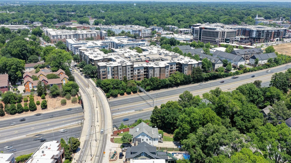 More Photos Of 610 Hawthorne Ln, Charlotte Office Residential For Sale