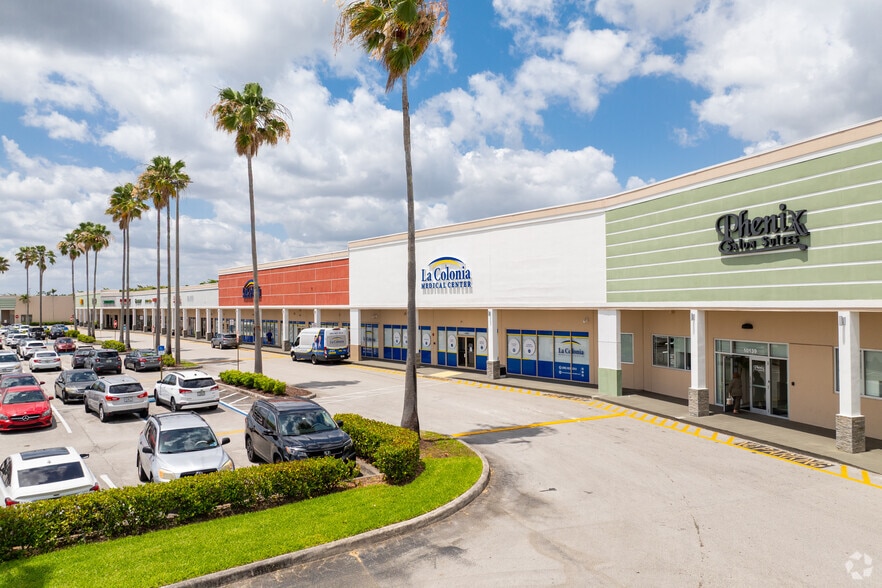 Primary Photo Of 10101-10501 Pines Blvd, Pembroke Pines Unknown For Lease