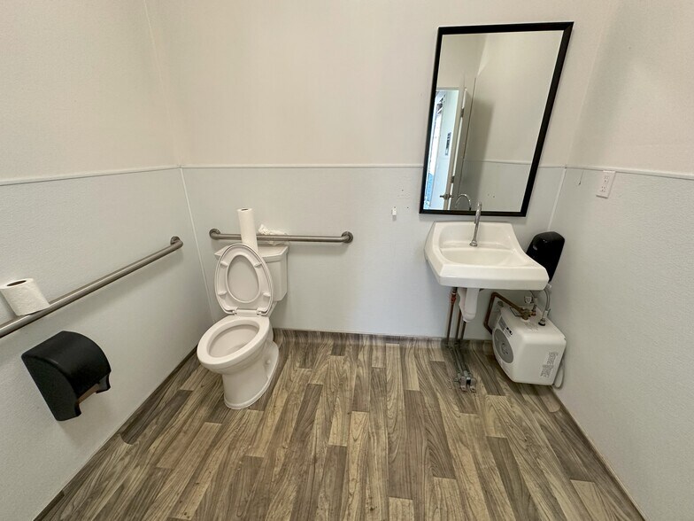 More Photos Of 1285 Skillman Ln, Petaluma Refrigeration Cold Storage For Lease