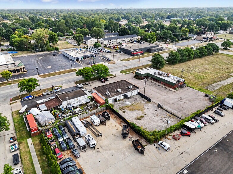 More Photos Of 22909-22917 Van Born Rd, Taylor Freestanding For Sale